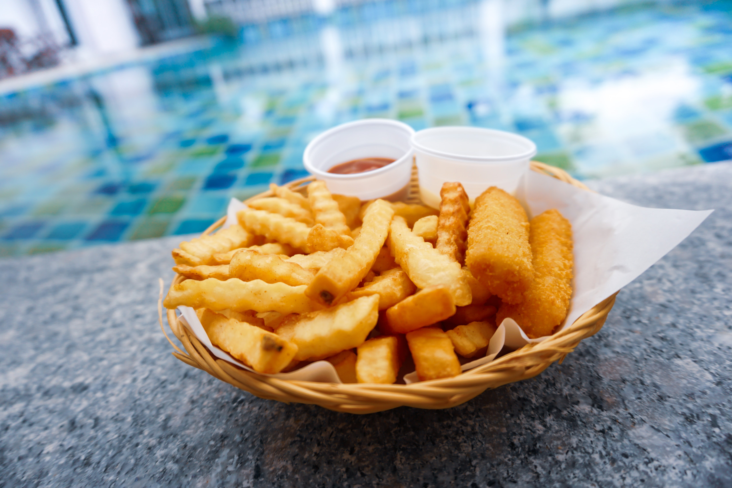 German newspaper explains away migrant violence at swimming pools with rising french fry prices
