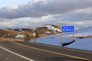 YubNub News        | Is the Political Divide Driving Folks on Both Sides to Secede?