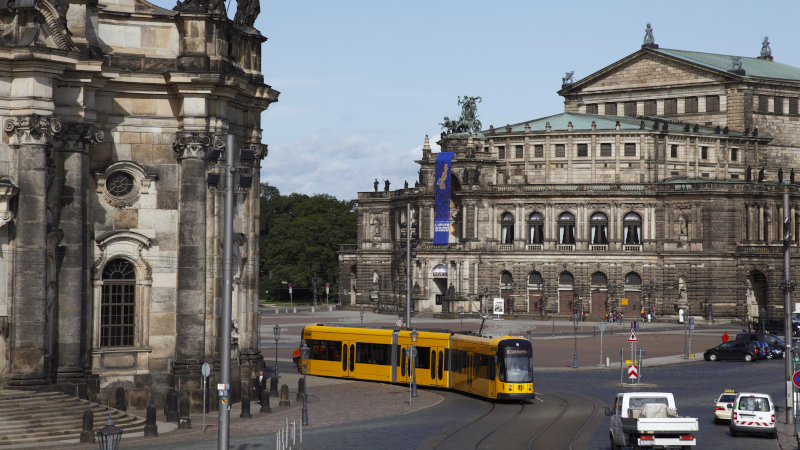Germany: Somali Migrant Stabbed to Death on Tram by Fellow Somali Suspect