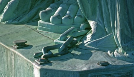 YubNub News        | Lady Liberty:  A Symbol of Freedom, Not Open-Door Immigration