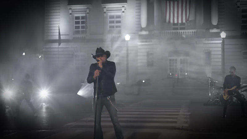 Country Star Jason Aldean Slams Left-Wing Riots In New Music Video “Try That In A Small Town”