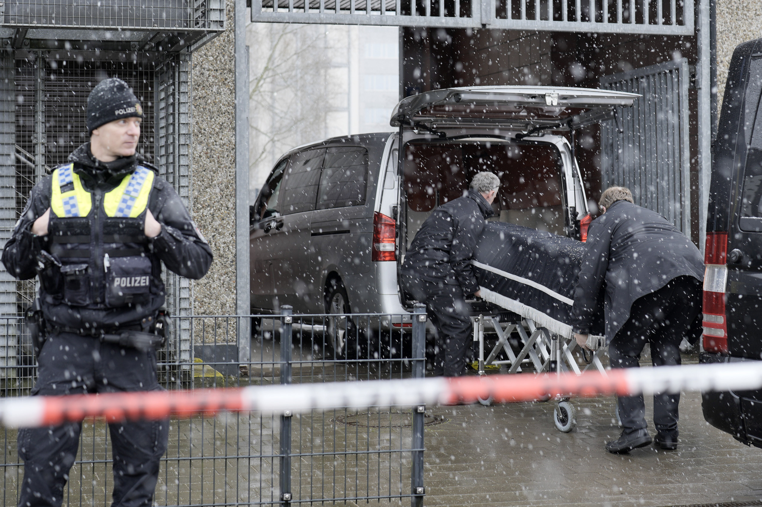 Shootings up 31%, stabbings up 24% as violent crime soars in Hamburg