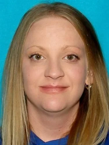 Shannon Lee Orton - Missing Persons Center - Live Site