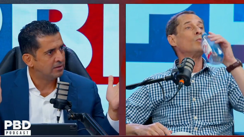 Watch: Pedophile & Clinton Acolyte Anthony Weiner CONFRONTED Over Clinton Body Count!