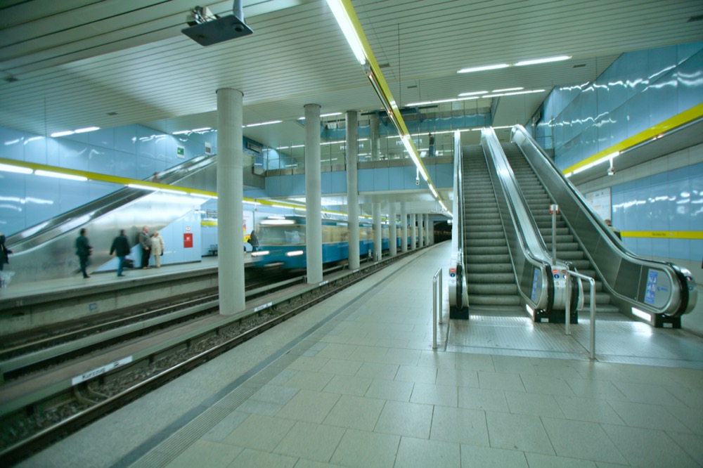 Afghan refugee arrested for homosexual rape of teen in Munich subway