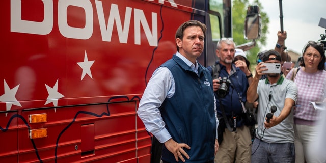 YubNub News        | DeSantis’ response to viral ‘Rich Men’ song question gets loud reaction from crowd