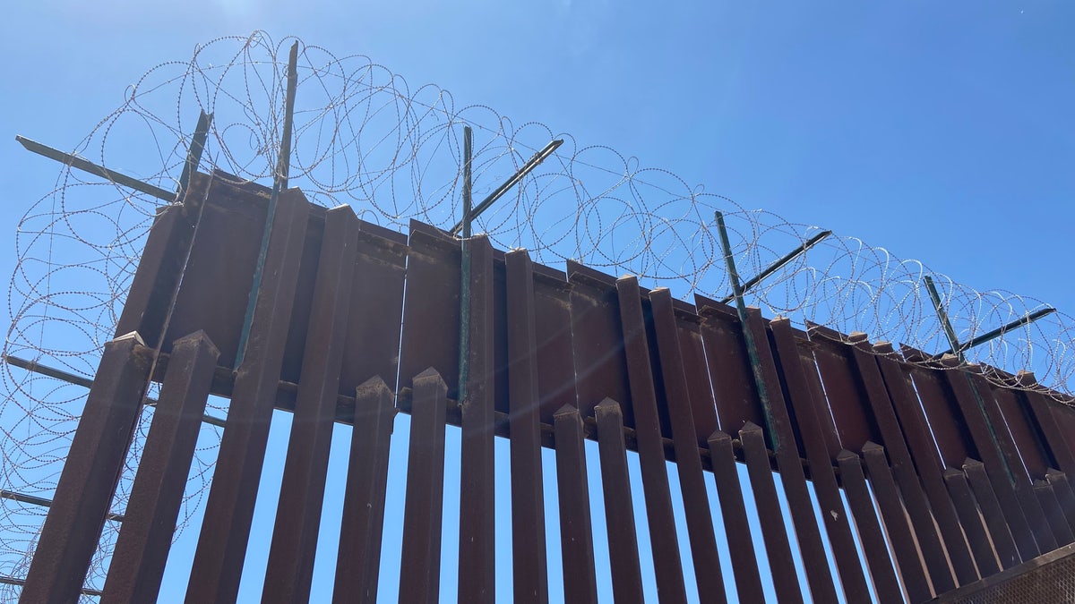 YubNub News        | Republicans outraged as Biden administration border wall auction proceeds