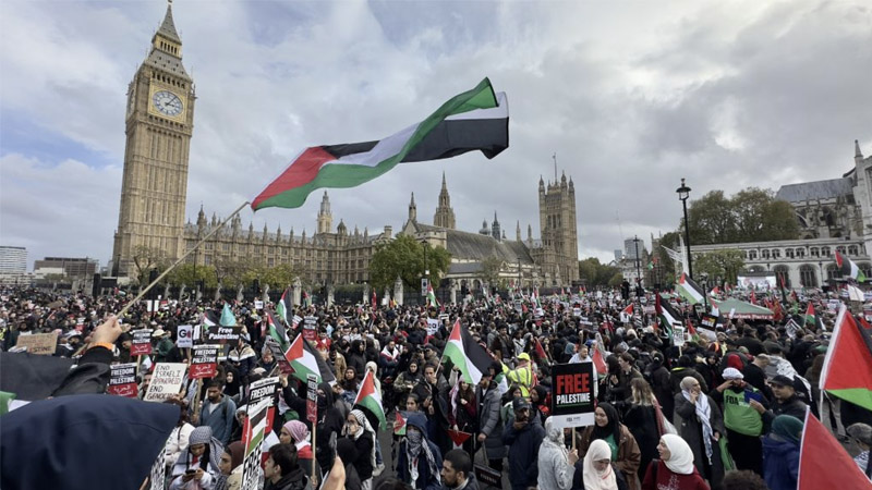 Watch: Hundreds of Thousands of Pro-Palestinian Protesters Take to London Streets Demanding Israeli Ceasefire in Gaza
