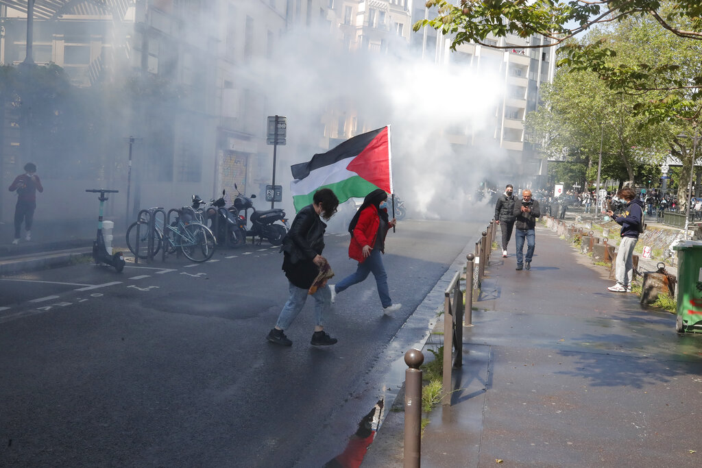 Northern and Western Europe are drifting toward civil war, Hungarian historian warns