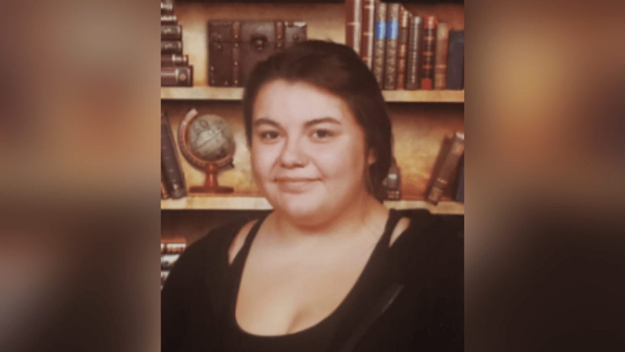 Police looking for missing local teen girl
