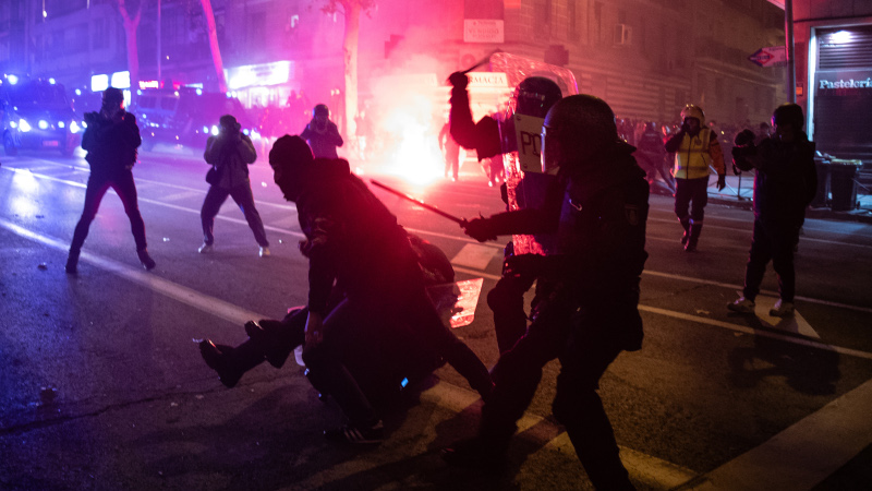 WATCH: Spanish Police Open Fire on Anti-Regime Protesters
