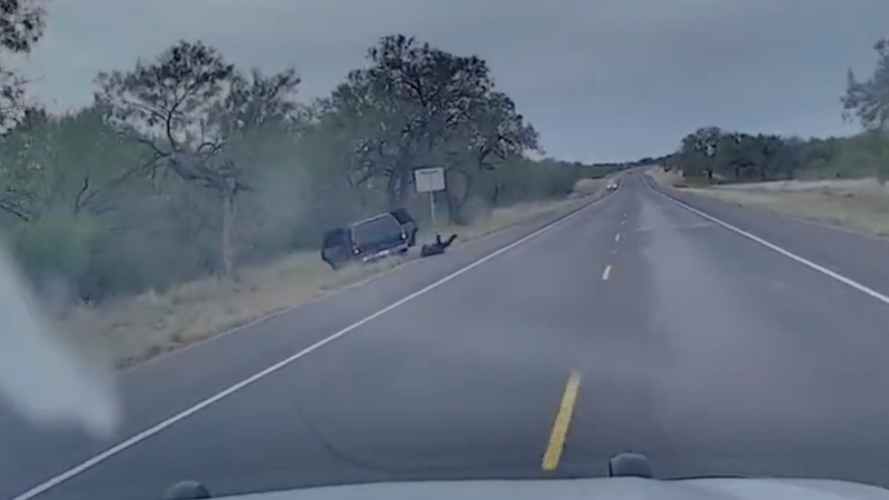 WATCH: Texas Trooper Shocked as Illegals Fall Out of Stolen ‘Clown Car’ During Wild Pursuit