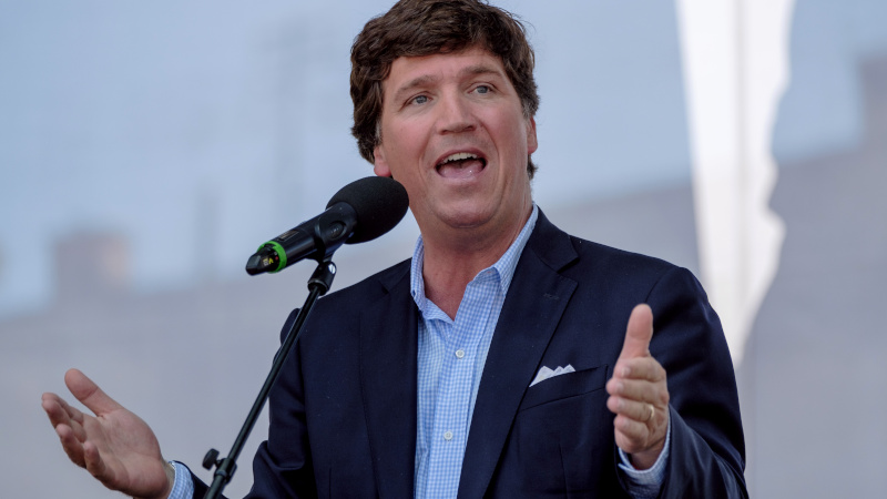 “It’s Genocide”: Tucker Slams Canada’s Assisted Suicide Program for Targeting People Whose Ancestors Built The Country