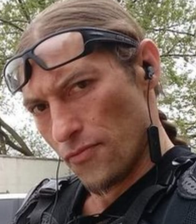 Missing man's body found decomposing in chimney of Georgia home
