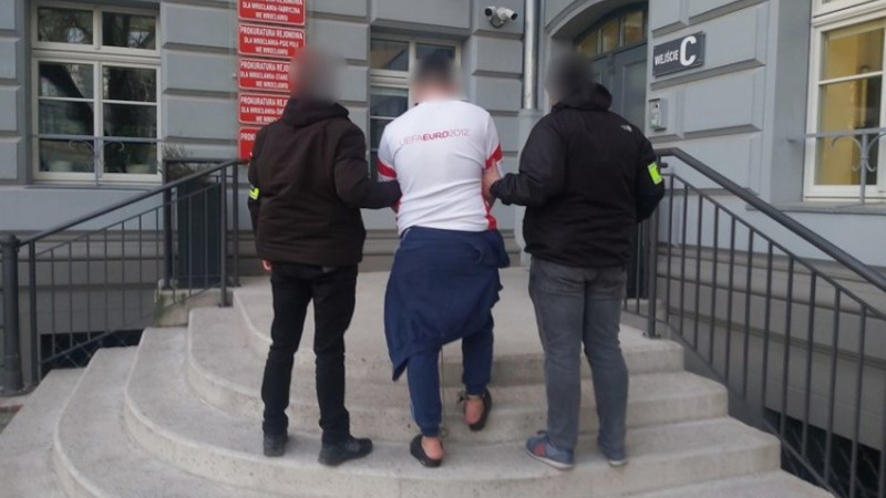 Poland: Young Man Stabbed, Beaten to Death by Migrants