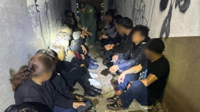 Border Patrol Pulls 70 Illegals From El Paso Storm Drain