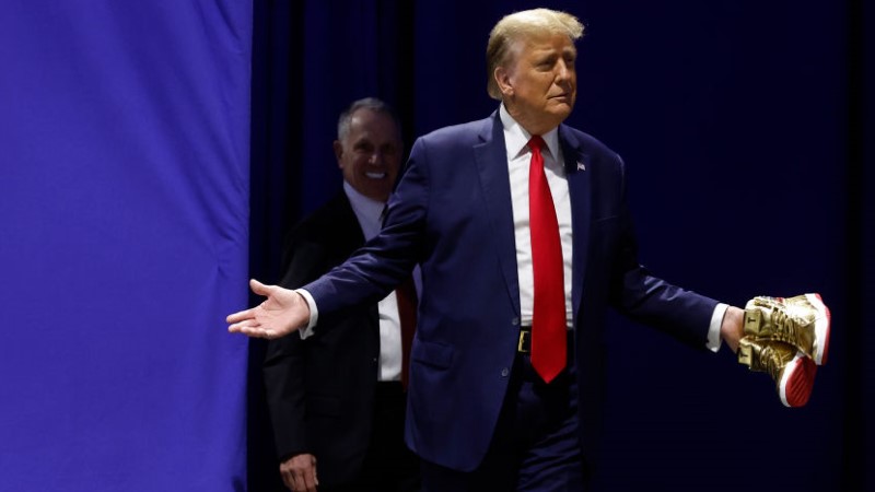 “Let’s Go Brandon 2.0” – Libs Think “F**k Joe Biden” Chant At Trump Sneaker Event Said “Let’s Go Biden”