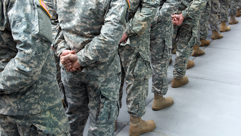 US Army Now Seeking Retirees to Return to Work Amid Recruiting Crisis