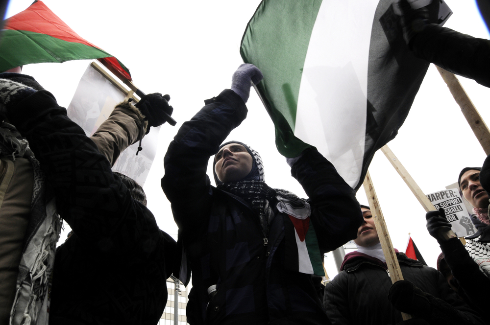 In Munich, pro-Palestinian activists ejected Israel supporters from a feminist rally | Voice of Europe