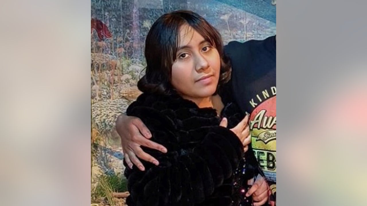 Sophia Inostroza: Missing Chicago girl, 13, last seen leaving her school located