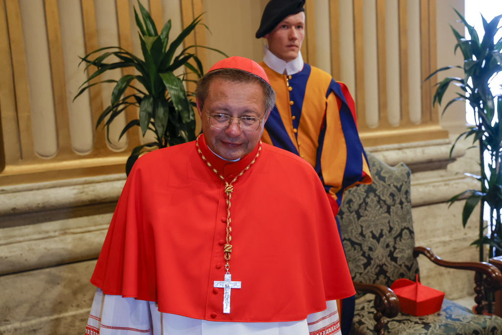 Polish cardinals speak out against Warsaw’s ban on religious symbols