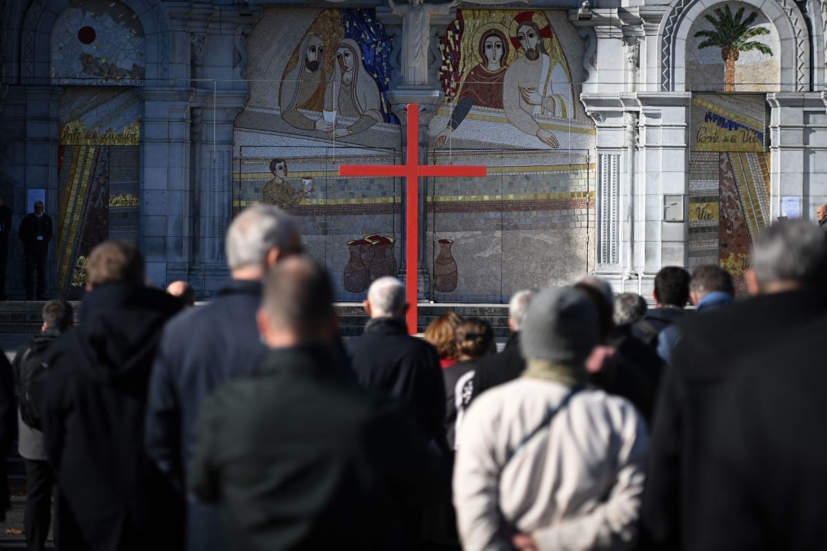 Europe sees over 500 anti-Christian hate crimes in 2021: report | World