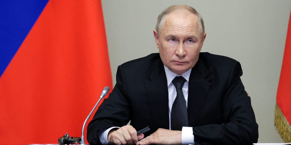 Putin: Russia 'Safe Haven' for People Escaping Western Liberal Ideals - Business Insider