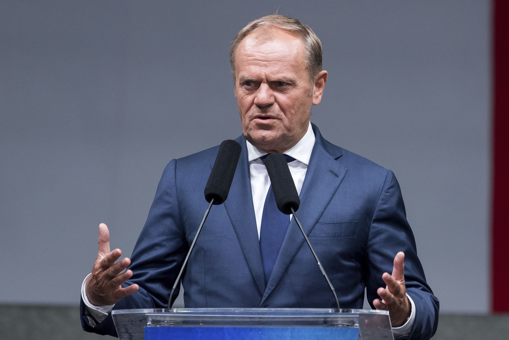 Poland: Tusk now claims 'no one was talking about suspending the right to asylum'