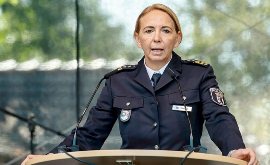 'Jews and homosexuals are no longer safe in Berlin,' warns city's police chief