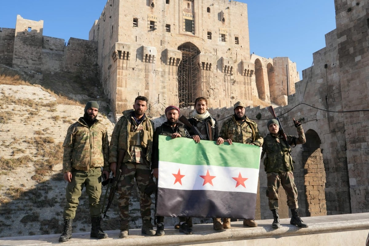 Ukrainian Trained, Turkish Sponsored Syrian Rebels Lead Assault on Aleppo