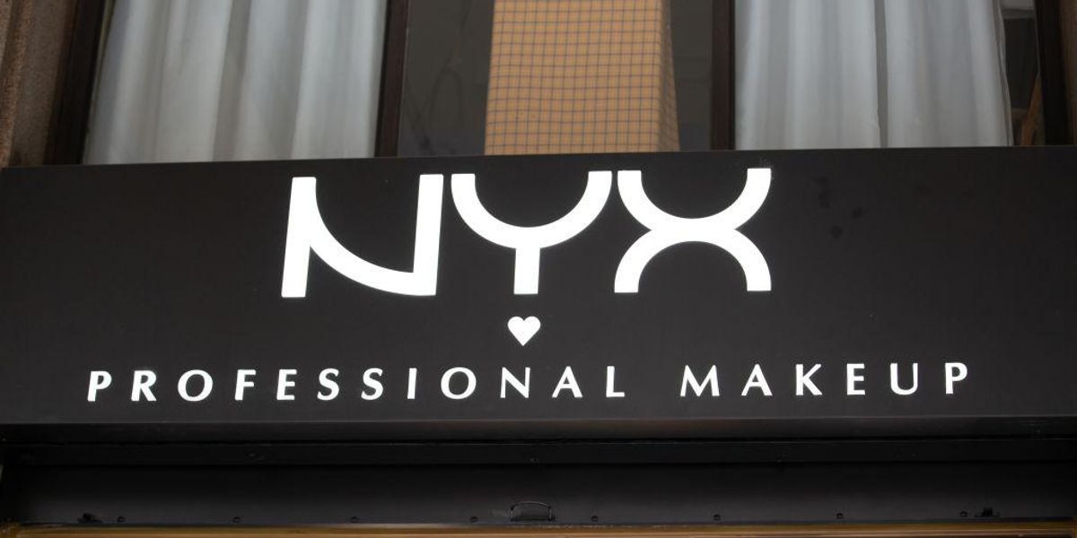 NYX posts photo of bearded person wearing pink lip cream | Blaze Media