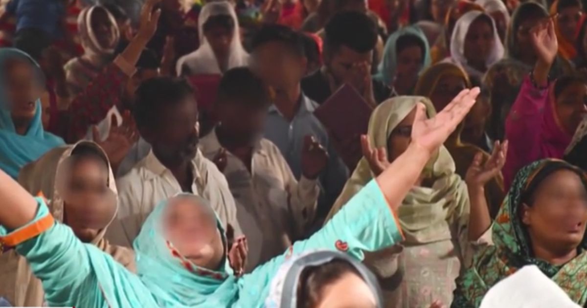 Amazing 'Jesus Revolution' Reported in Iran - Mosques Close as Muslims Turn to Christianity | The Gateway Pundit | by C. Douglas Golden, The Western Journal