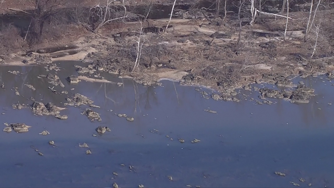 Nearly 300 million gallons of sewage has entered Potomac River, environmental group says | FOX 5 DC