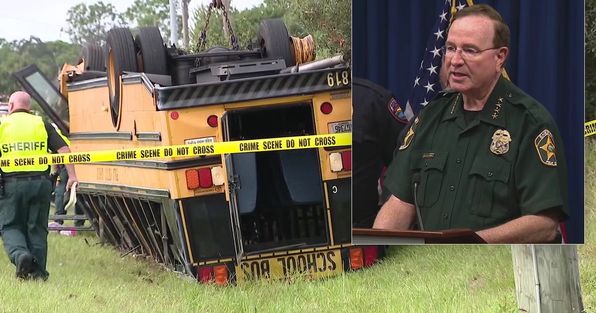 Bus driver hailed hero after fatal Polk County bus crash that killed 2, including high school student | FOX 26 Houston